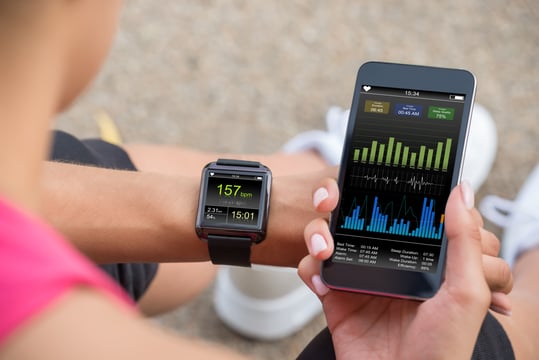 298_Mobile phone connected to a smart watch